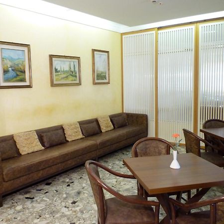 Hotel Sara Rimini Dış mekan fotoğraf